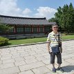 P016 ... a traditional Korean house on display at the courtyard of the National Folk Museum, museum located within the grounds of the Gyeongbokgung Palace in...